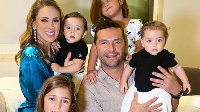 ¡Conmovedor! Jacky Bracamontes vuelve a ver a sus hijas