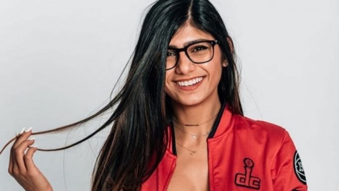 Mia Khalifa hace una fuerte crítica en redes a un comediante que bromea sobre la violación