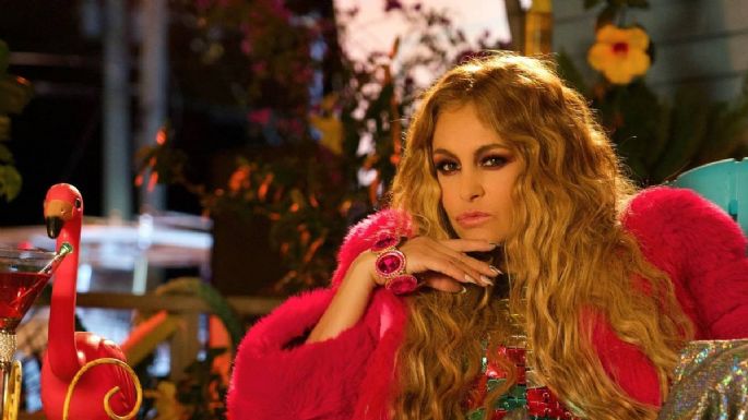 Paulina Rubio comparte su look del día y enamora a sus fans de Internet