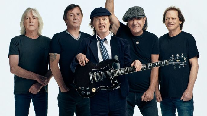 Angus Young de 'AC/DC' les responde a todos los que dicen que sus discos suenan igual