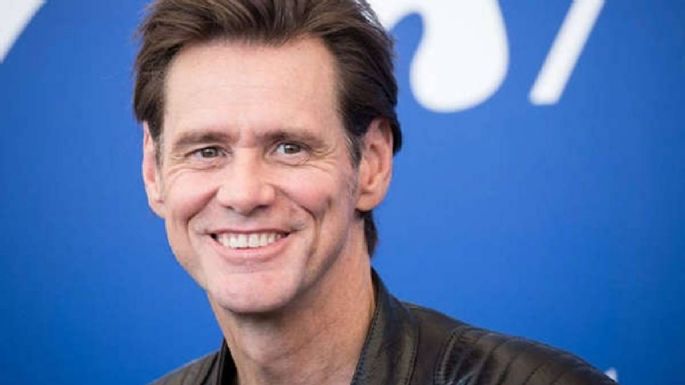 Jim Carrey pone de cabeza las redes sociales por esta divertida razón