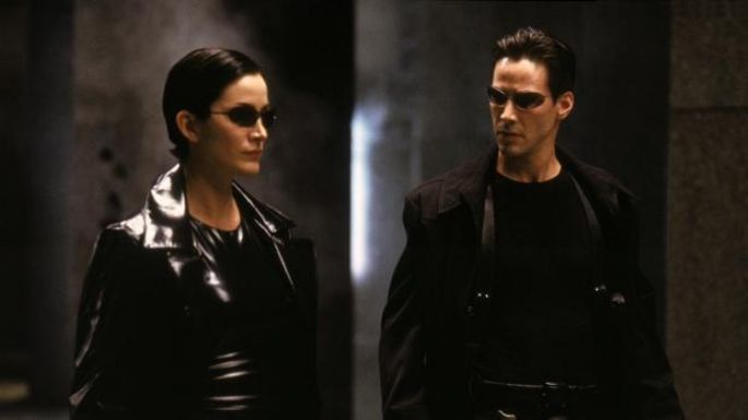 Esta actriz de 'The Matrix' revela cómo es trabajar a lado de Keanu Reeves