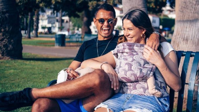 Crecen rumores de la separación entre 'Chicharito' y su esposa Sara Kohan por fotos navideñas