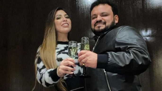 ¡Súper enamorados! Los papás de Christian Nodal presumen fotos de su aniversario de matrimonio