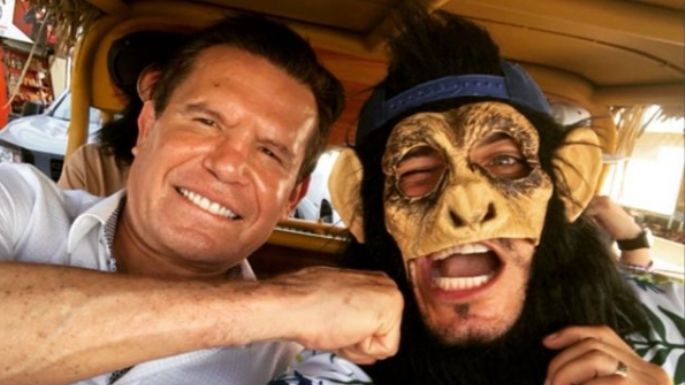 El exboxeador Julio César Chávez defiende a su hijo y 'golpea' a un youtuber por decir cosas sobre él