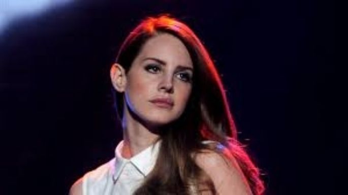 Lana del Rey muestra la lista completa de canciones del álbum que estrenará el 11 de enero