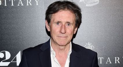 Gabriel Byrne relata cómo enfrenta al sacerdote católico que abusó de él durante su infancia