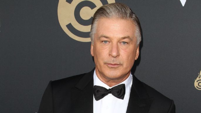 Tras escándalo de Hilaria Baldwin, Alec Baldwin cierra su cuenta de Twitter