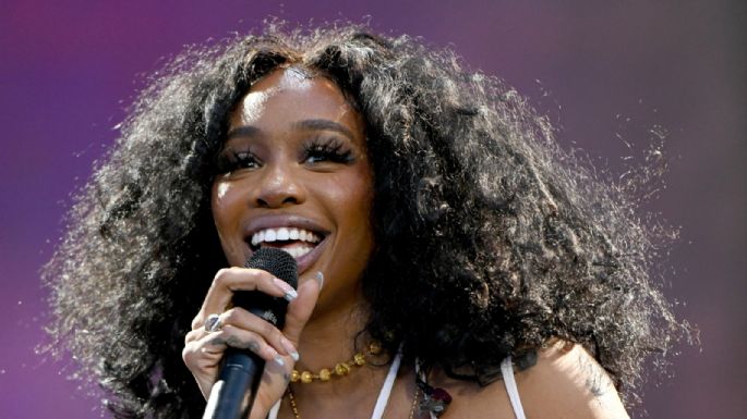 Los fans de SZA quieren escucharla cantar junto a Frank Ocean, por lo que ella decidió preguntarle