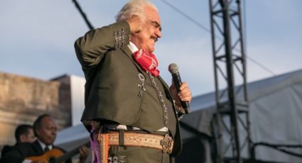 Vicente Fernández da la cara tras ser denunciado por tocar de forma indebida a varias mujeres