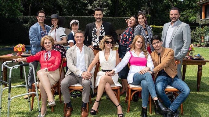 Actores de la telenovela de Televisa 'La Mexicana y el Güero' confirman su noviazgo