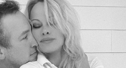 ¡De Película! Pamela Anderson se casa en secreto con su guardaespaldas en la Nochebuena