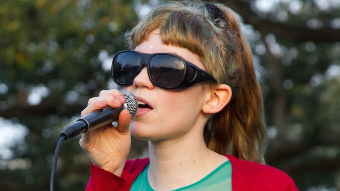 Grimes anuncia que casi esta listo su nuevo disco