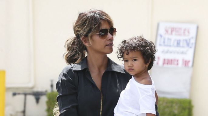 La actriz Halle Berry habla sobre cómo enseña a su hijo de 7 años a no tener estereotipos de género