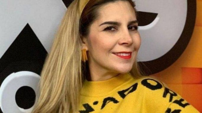 Karla Panini despotrica contra la familia de Karla Luna y le tumban el en vivo