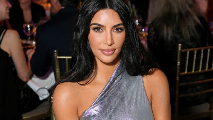 ¡Maravillosa! Kim Kardashian derrite al modelar lencería transparente