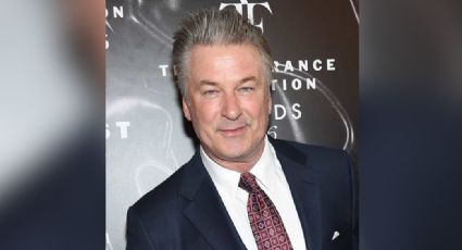 "Histérico e inconsolable": Tras matar a Halyna Hutchins, Alec Baldwin dejaría la actuación