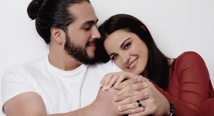 Maite Perroni comparte tierna foto junto a su esposo y conmueve a sus fans