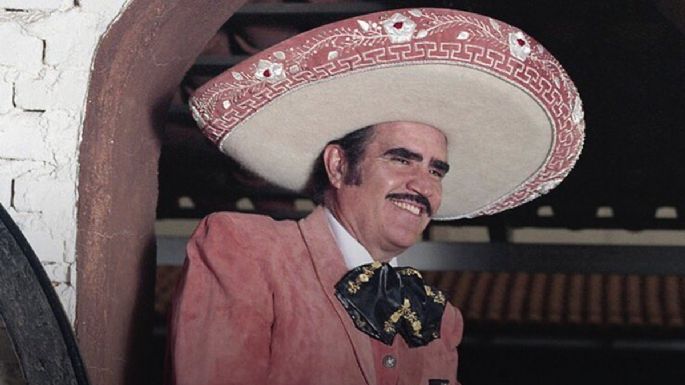 Vicente Fernández Jr. aclara si su padre será o no desconectado