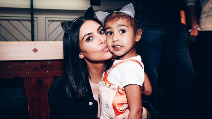 North West y Kim Kardashian abren un TikTok y está arrasando