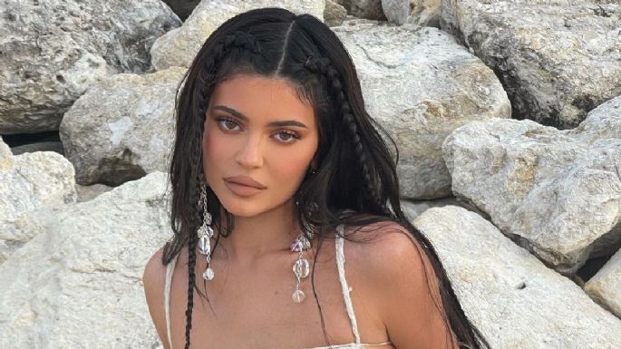 Kylie Jenner muestra costosa decoración navideña y este es su valor