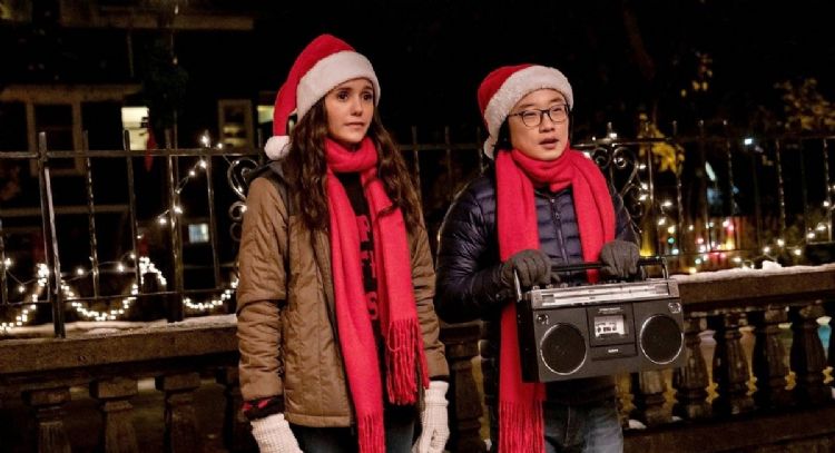 '¡Qué duro es el amor!', la nueva película de amor navideño disponible en Netflix