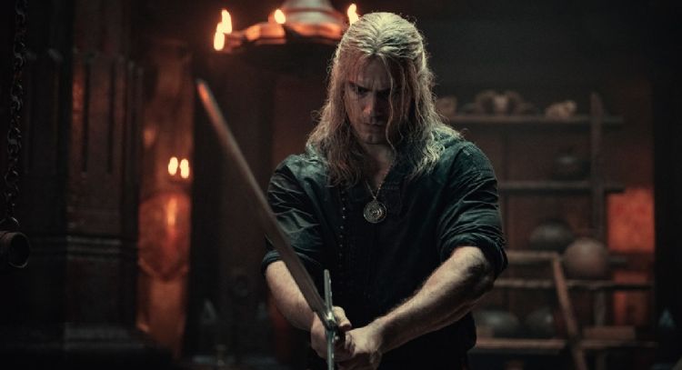 Esto es lo que gana Henry Cavill por cada capítulo de 'The Witcher'