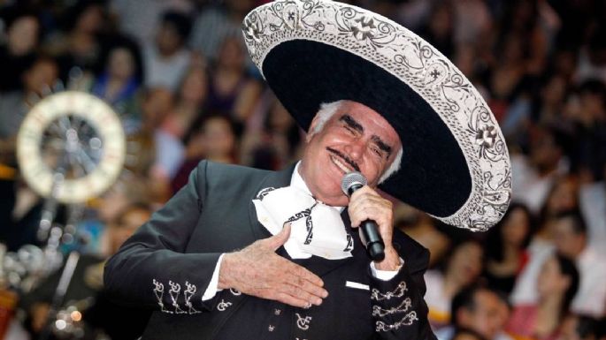 ¿Hacen montaje? Amigo Vicente Fernández dice que el cantante no murió el 12 de diciembre