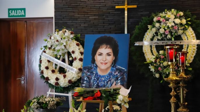 Para sus fans, así se puede asistir al novenario de Carmen Salinas