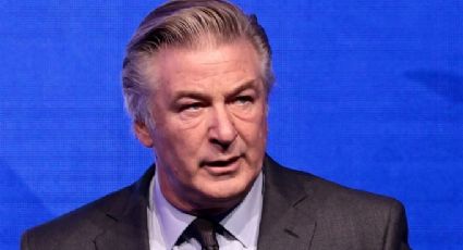 Policía emite una orden para registrar el teléfono celular de Alec Baldwin tras el disparo fatal