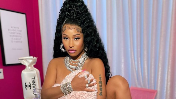 ¡Sin nada a la imaginación! Nicki Minaj celebra su cumpleaños con estas reveladoras fotografías