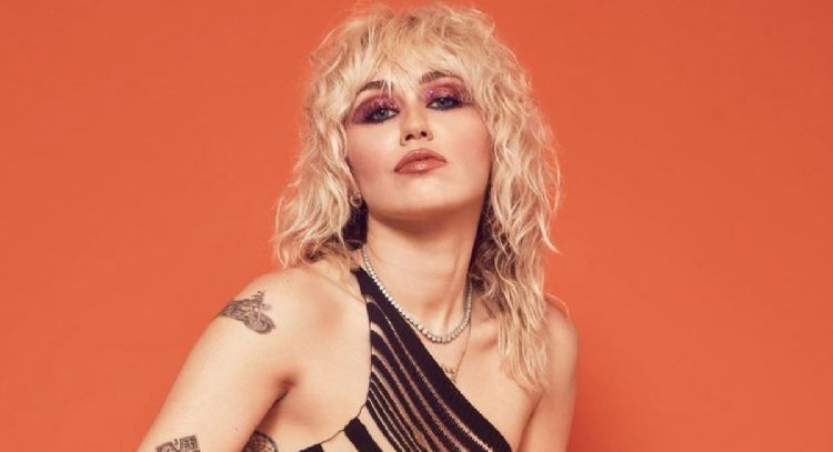 Miley Cyrus se burla de Pete Davidson por su relación con Kim Kardashian