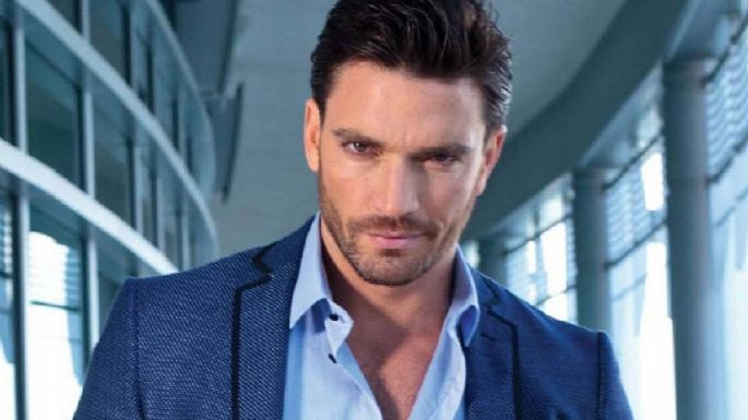 "Es una acción racista": Julian Gil contra autoridades de Miami que piden que pinte su restaurante