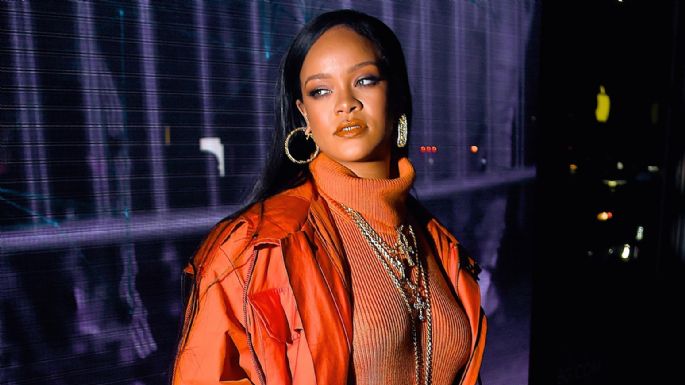 A poco tiempo del juicio, Rihanna retira demanda contra su padre