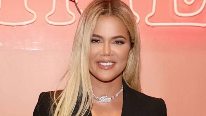 Khloe Kardashian causa especulaciones de compromiso al mostrar un lujoso anillo de diamantes