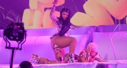 Cardi B y Megan Thee Stallion derrochan sensualidad en su presentación de 'Wap' en los Grammy