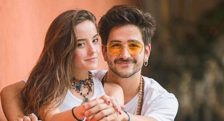 FOTO: Camilo Echeverry y Evaluna Montaner muestran el rostro de su bebé por primera vez; así luce