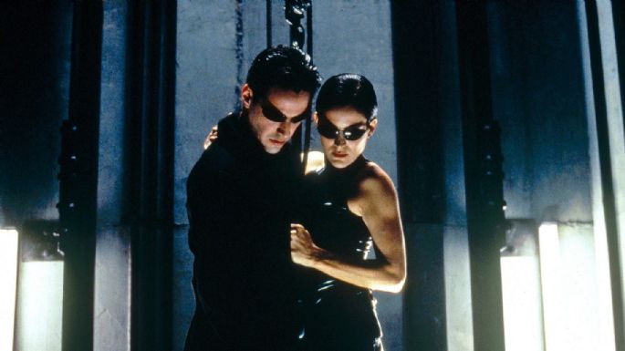 Famosa actriz de 'Matrix' cuenta cómo Hollywood cambió su mirada hacía ella al cumplir 40 años