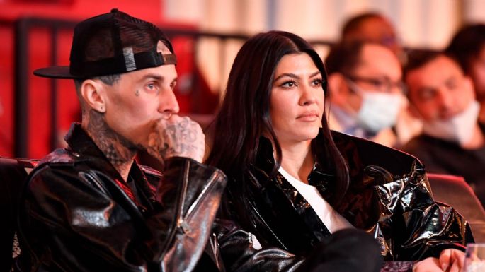 Travis Barker habla de las relaciones íntimas que tiene con Kourtney Kardashian en sus redes