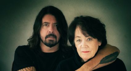 Paramount Plus anuncia la fecha de estreno de la nueva serie de Dave Grohl a lado de su mamá