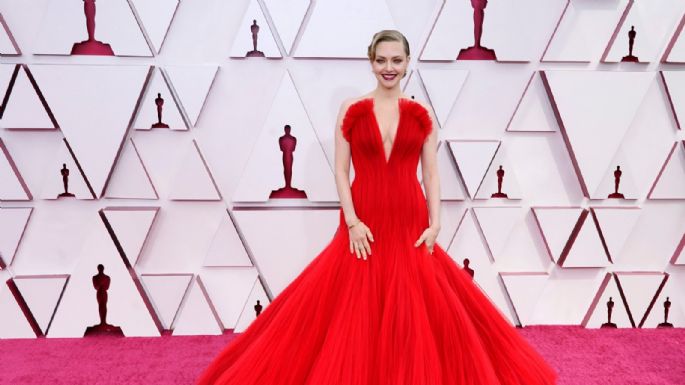 Estos son mejores 'looks' de las famosos que desfilan en la gala de los Premios Oscar 2021