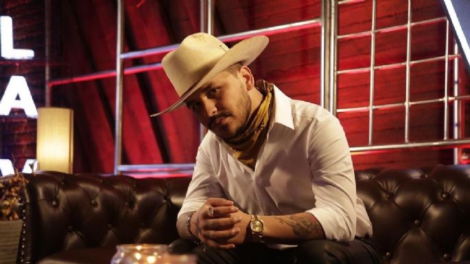 FOTO: Christian Nodal cambia de 'look' y sorprende a sus fanáticos de las redes sociales