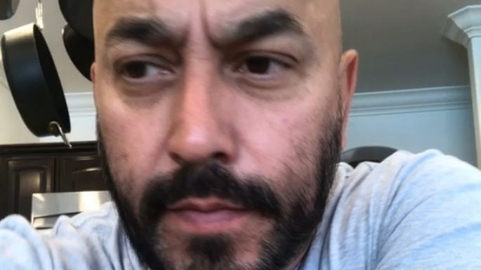 Lupillo Rivera se deslinda del escándalo de su expareja Mayeli Alonso en el aeropuerto