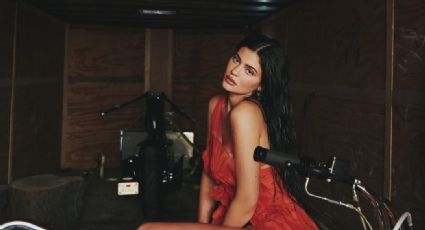 FOTO: La modelo Kylie Jenner deja ver su trabajado abdomen e impacta a sus fanáticos