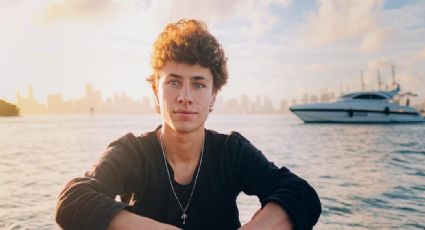 ¡Llueven críticas! Juanpa Zurita es motivo de burla en redes por lanzar su marca de agua