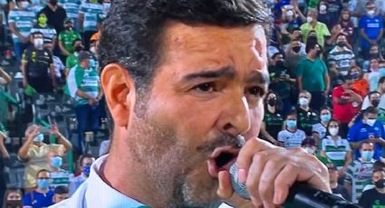 ¡Vergonzoso! Pablo Montero se equivoca al cantar el Himno Nacional; así reaccionan las redes