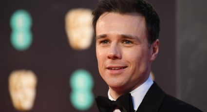 Fichan a Rupert Evans para interpretar al padre de los 'Bridgerton'