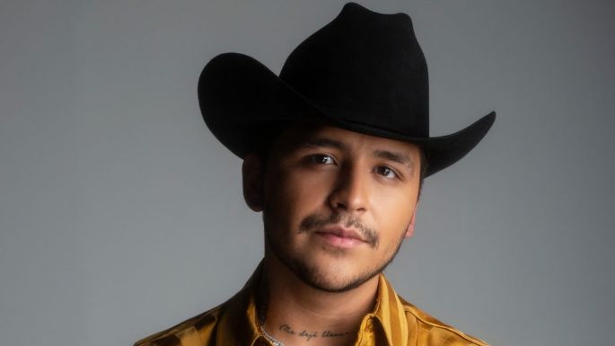 ¡De regreso a los escenarios! Christian Nodal anuncia gira de 'Botella Tras Botella' junto a Gera Mx