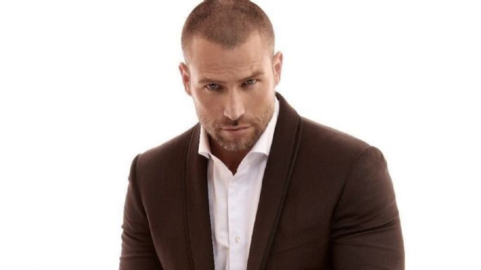 Rafael Amaya se sincera sobre sus adicciones tras su regreso a Telemundo; así se ve en su retorno