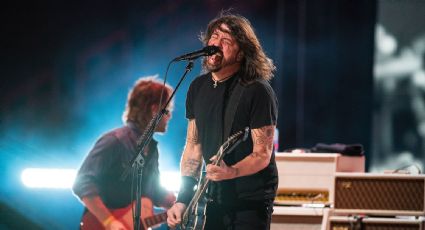 Activistas anti vacunas se manifiestan en el primer concierto de Foo Fighters tras la pandemia